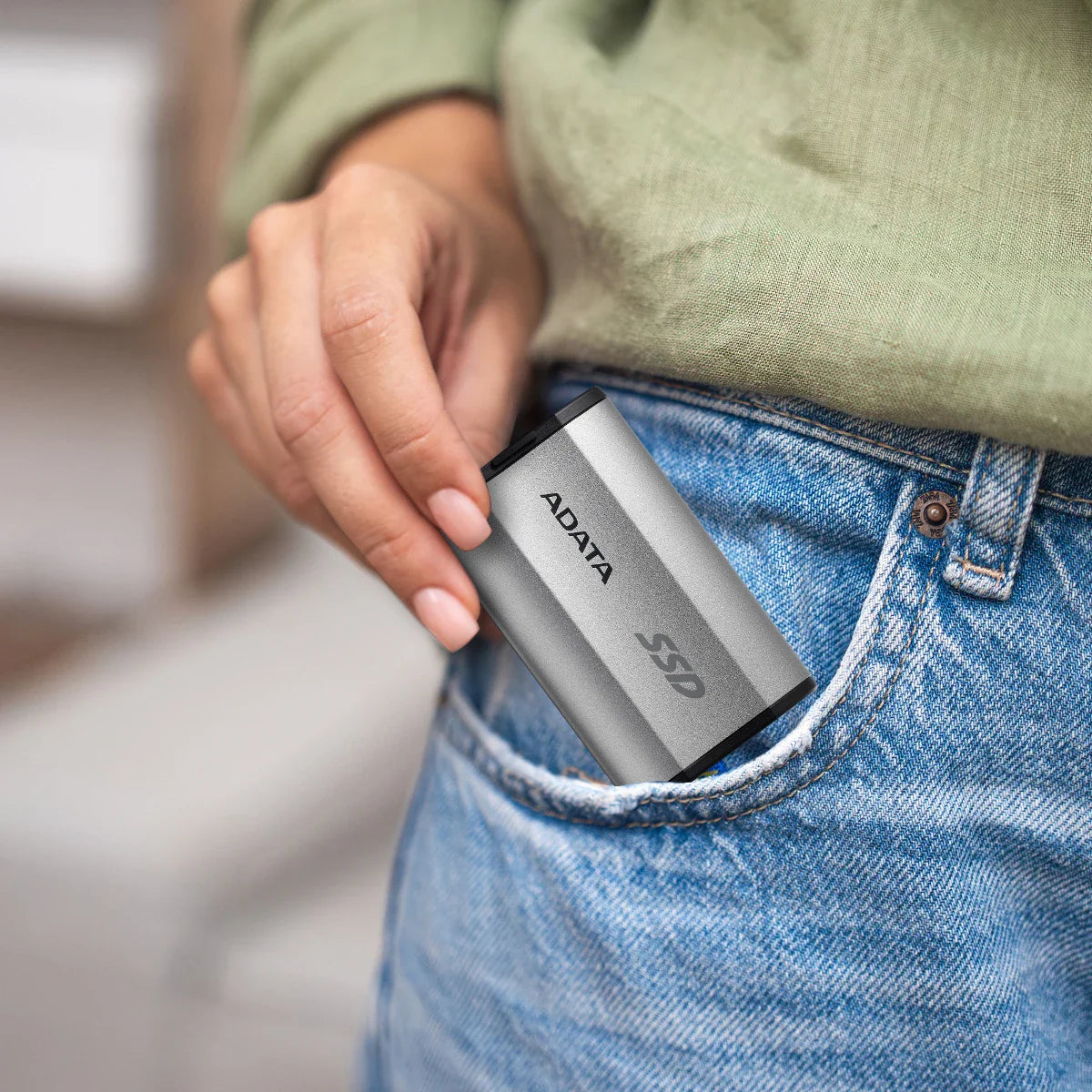 ADATA SD810 External SSD USB 3.2 Gen2x2 IP68 Waterproof Dustproof Drop Resistant 2000MB/s Read Write - 4TB