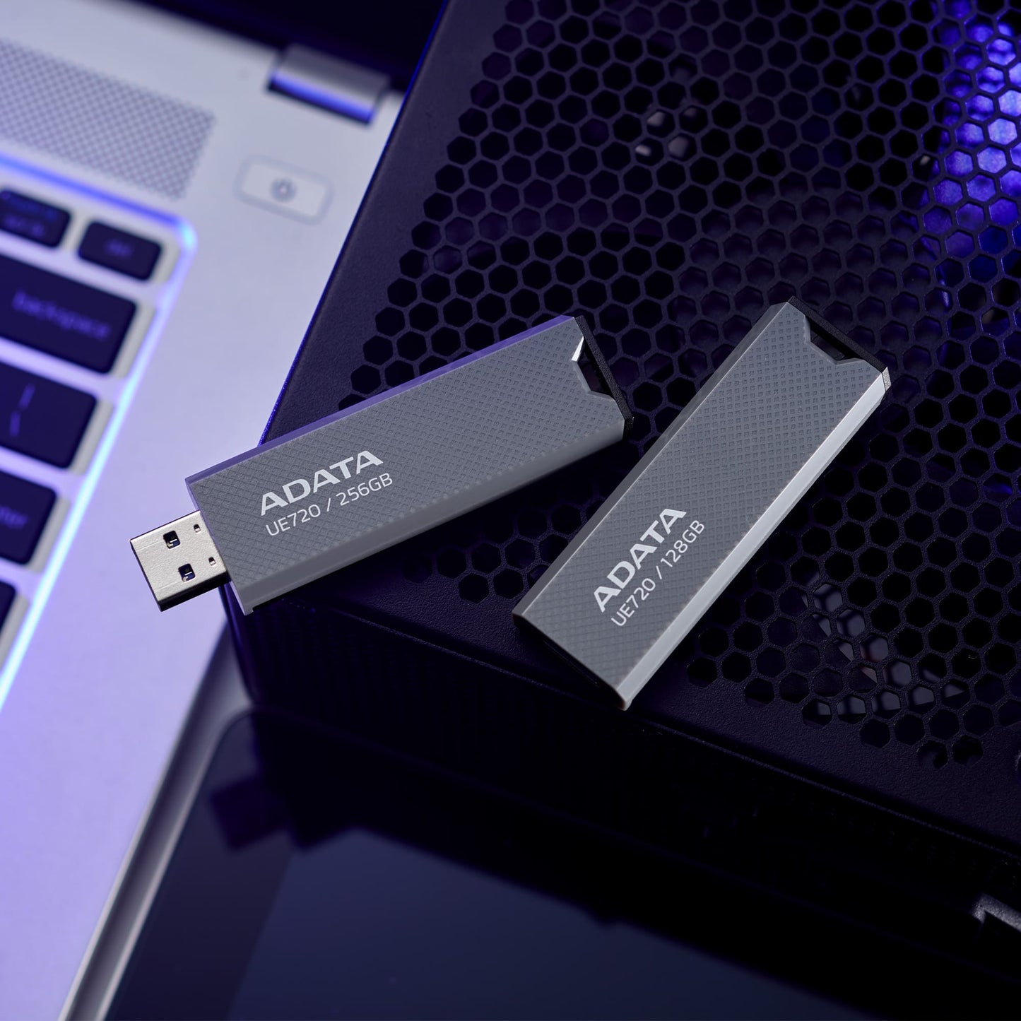 ADATA UE720 USB 3.2 Gen2 Flash Drive 300/290 MB/s SSD-Level Performance | 64GB