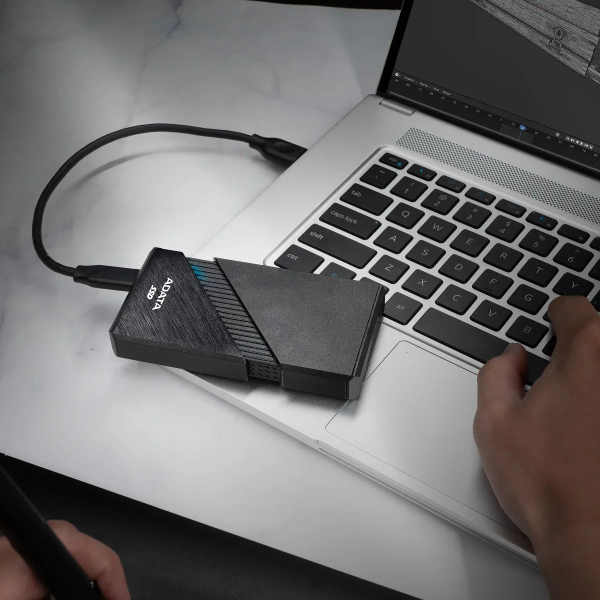ADATA SE920 External SSD USB4 40Gbps Active Cooling 3800MB/s Read 3700MB/s Write | 2TB