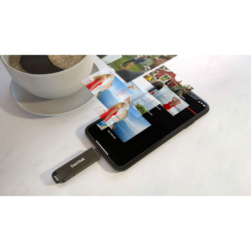 SanDisk iXpand Flash Drive Luxe 64GB – Dual USB Type-C & Lightning Connectors, USB 3.1 Gen 1, All-Metal Swivel Design, Automatic iPhone Backup