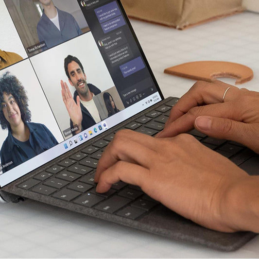 Microsoft Surface Pro Signature 8XA-00251 Keyboard ( With Pen Storage ) | Arabic Layout | Platinum