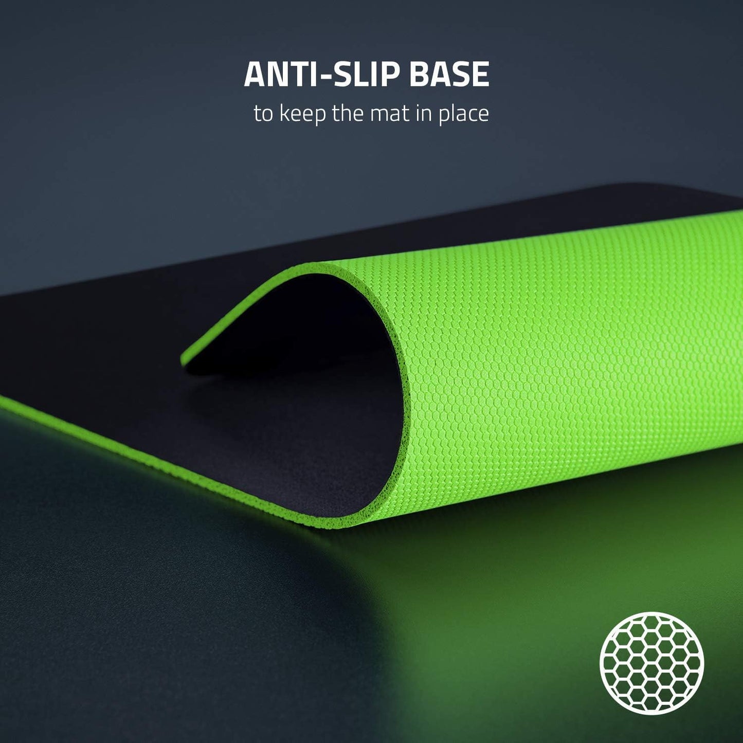 Razer Gigantus V2 - Soft Gaming Mouse Mat for Speed and Control (Non-Slip Rubber, Textured Micro-Weave Cloth) Black