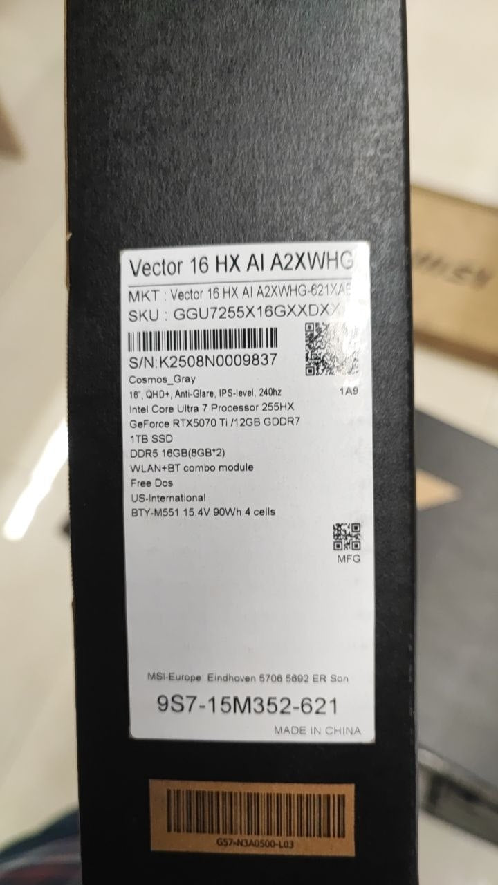 MSI Vector 16 HX AI A2XWHG-621XAB | Intel Ultra 7-255HX | RAM 16GB | SSD 1TB | RTX 5070 Ti 12GB | 16 Inch QHD+ IPS 240Hz | Cosmos Gray