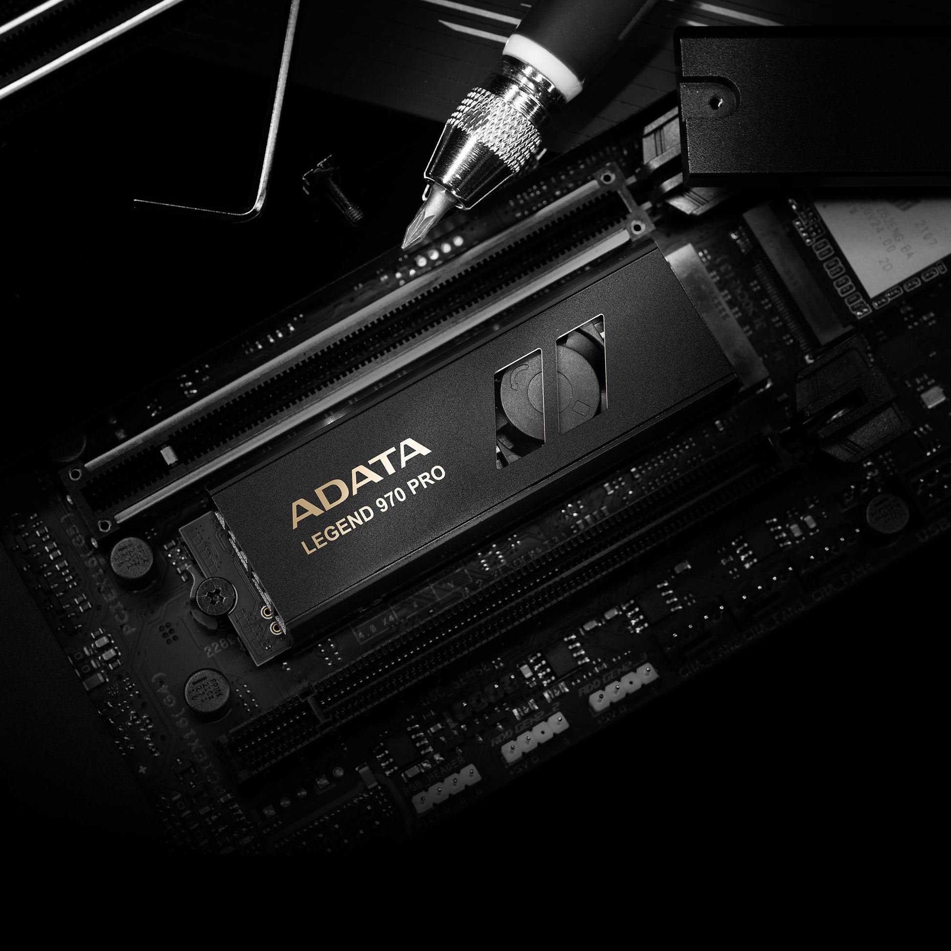 ADATA LEGEND 970 PCIe Gen5 x4 M.2 2280 Solid State Drive - 4TB