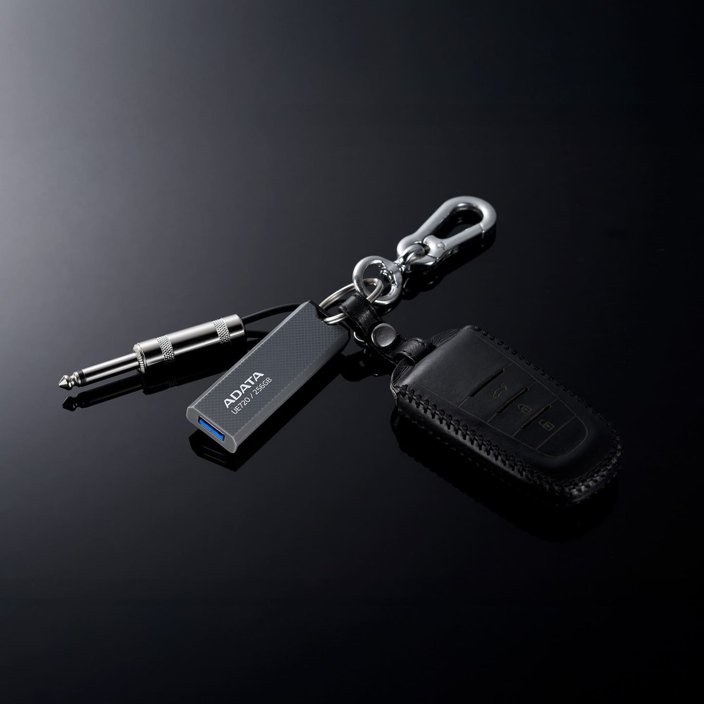 ADATA UE720 USB 3.2 Gen2 Flash Drive 550/450 MB/s SSD-Level Performance - 256GB