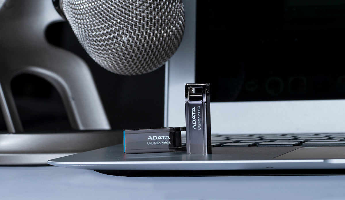 ADATA UR340 USB 3.2 Flash Drive Waterproof Dustproof Capless Glossy Black Nickel - 256GB