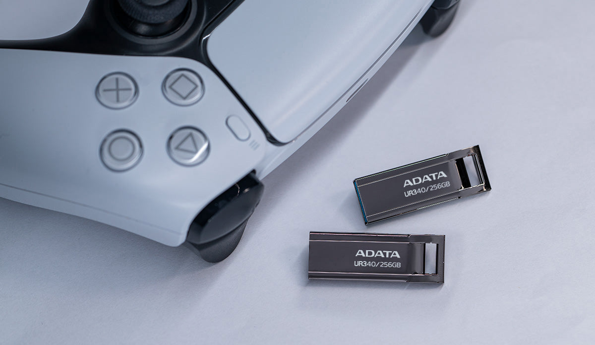 ADATA UR340 USB 3.2 Flash Drive Waterproof Dustproof Capless Glossy Black Nickel - 256GB