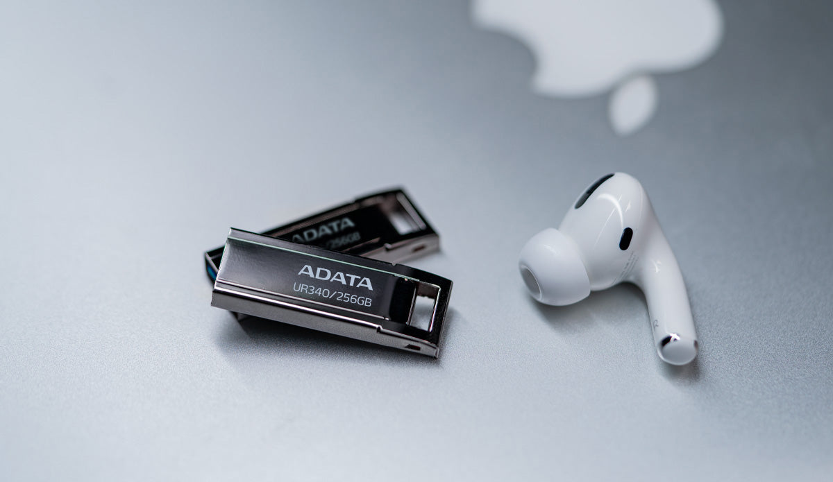 ADATA UR340 USB 3.2 Flash Drive Waterproof Dustproof Capless Glossy Black Nickel - 256GB